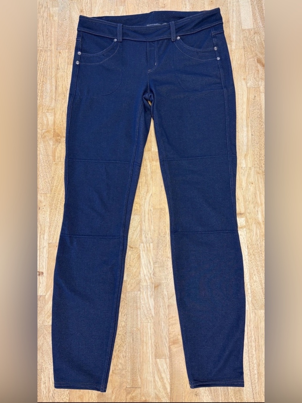 Athleta Bettona Denim Look Skinny Pants M Pull On Leggings Moto Seam Pockets